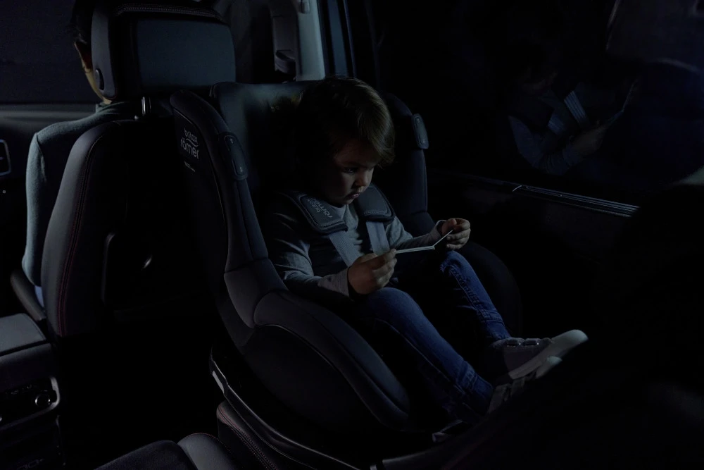 Britax Römer Dualfix ISense Inkl. Flex Base ISense BR Indigo Blue 10 Britax Römer Dualfix ISense Inkl. Flex Base ISense BR Indigo Blue – Bild 8