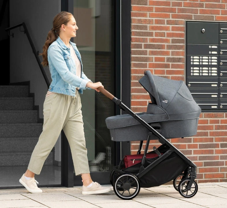 Britax Römer Strider M Elephant Grey ESSENTIAL BUNDLE (Kinderwagen + Babywanne) 8 Britax Römer Strider M Elephant Grey ESSENTIAL BUNDLE (Kinderwagen + Babywanne) – Bild 7