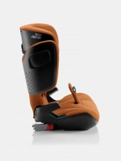Britax Römer Kidfix I-Size Golden Cognac -Britax Römer KIDFIX i SIZE GoldenCognac 05 2021 300dpi