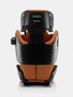 Britax Römer Kidfix I-Size Golden Cognac -Britax Römer KIDFIX i SIZE GoldenCognac 07 HeadrestTop 2021 300dpi
